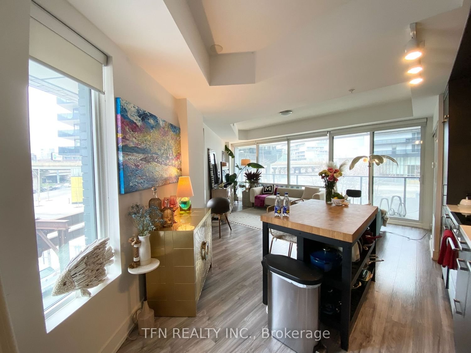 120 Bayview Ave, unit N123 for rent - image #7