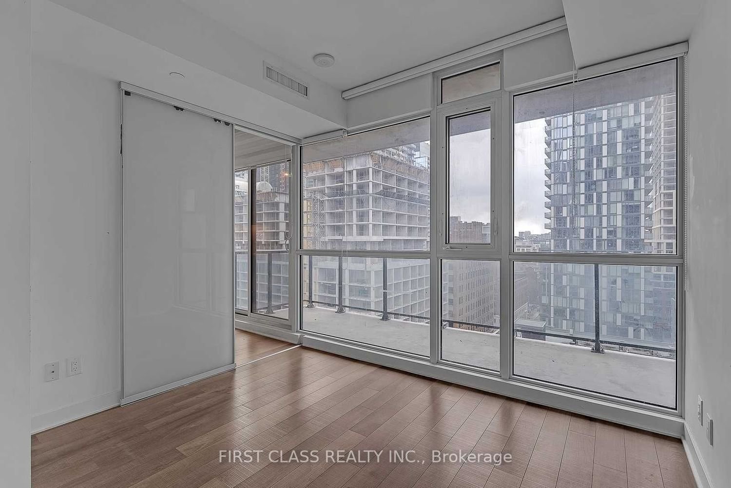 290 Adelaide St W, unit 1312 for rent - image #7