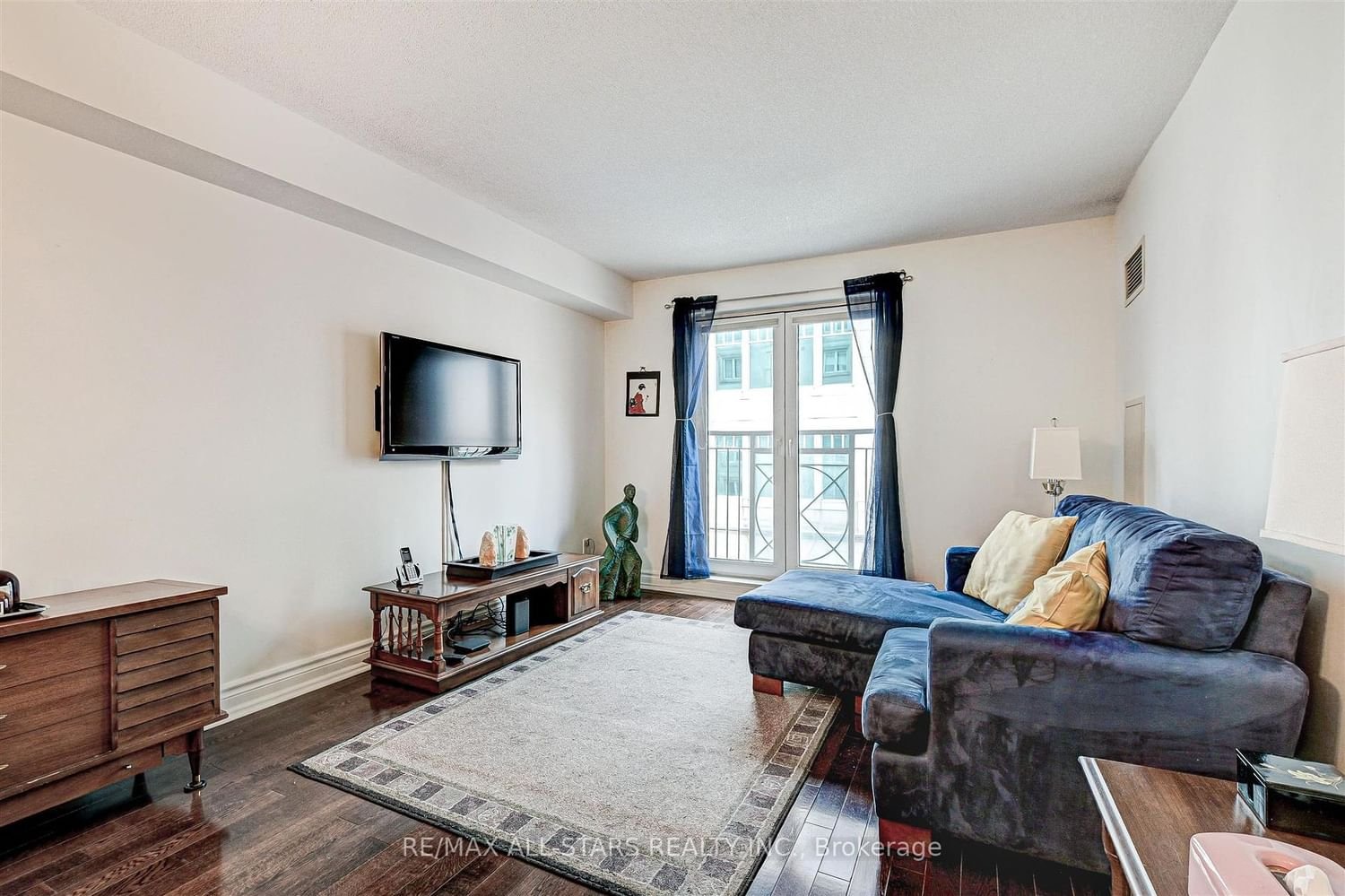 1 Balmoral Ave, unit 405 for sale - image #15