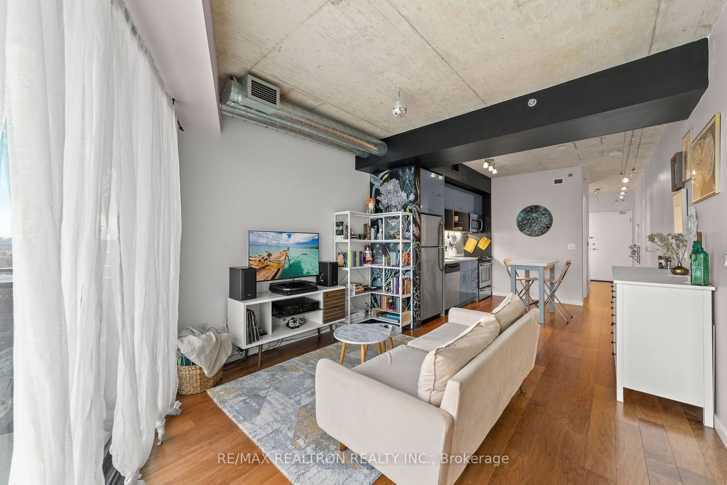 51 Trolley Cres, unit 1501 for sale - image #12