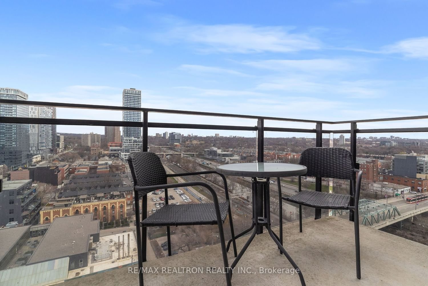 51 Trolley Cres, unit 1501 for sale - image #18