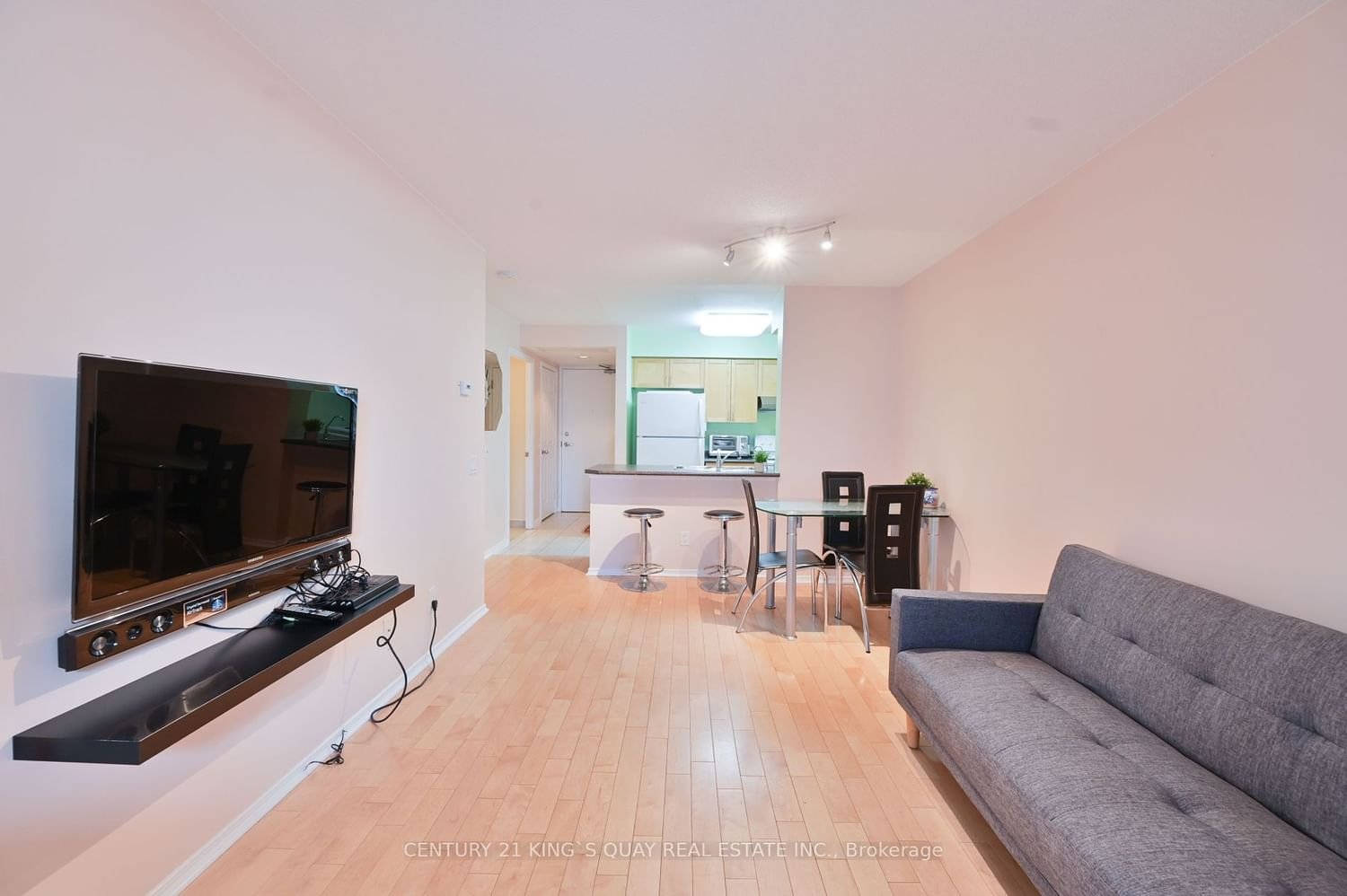 155 Beecroft Rd, unit 612 for sale - image #3