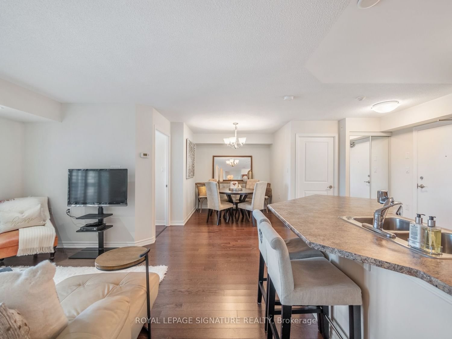 872 Sheppard Ave W, unit 317 for sale - image #10