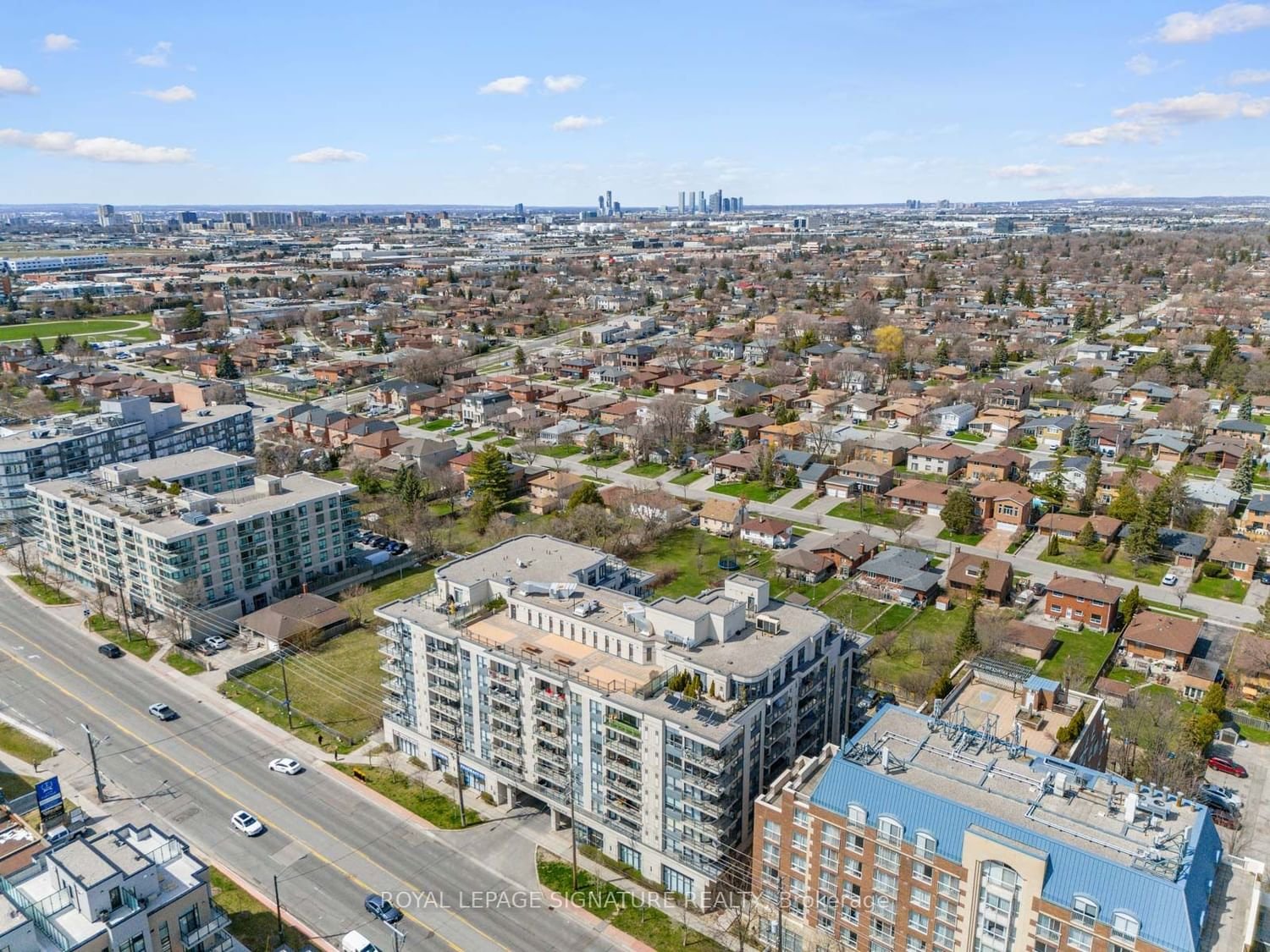 872 Sheppard Ave W, unit 317 for sale - image #37