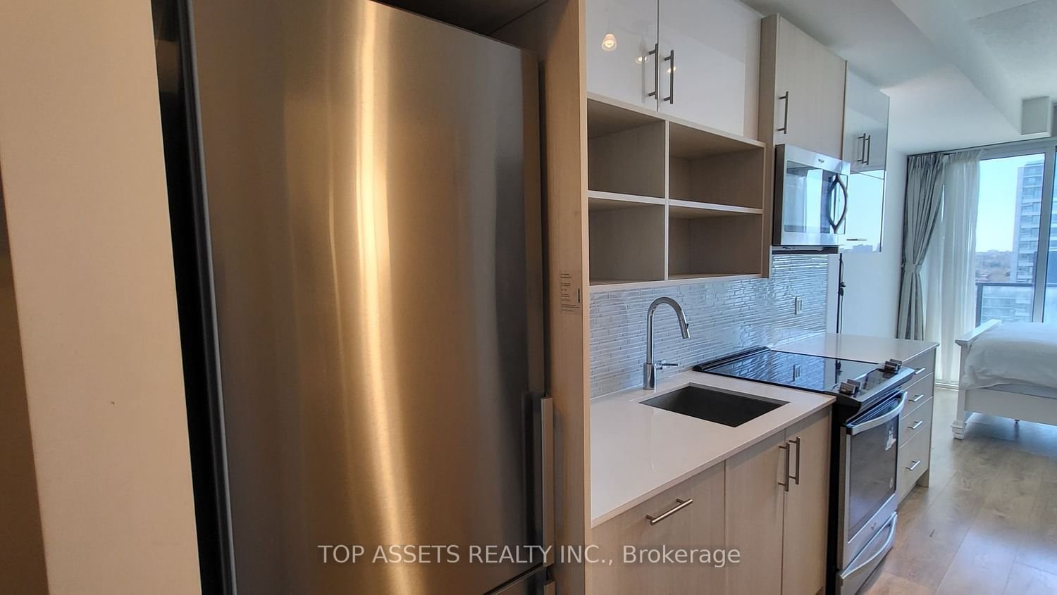 150 Fairview Mall Dr, unit 1310 for rent - image #5