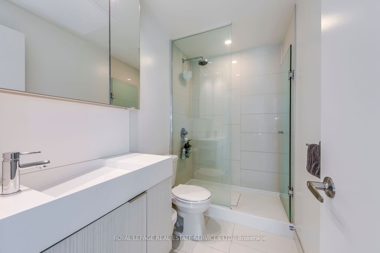 15 Lower Jarvis St, unit 1712 for rent - image #16