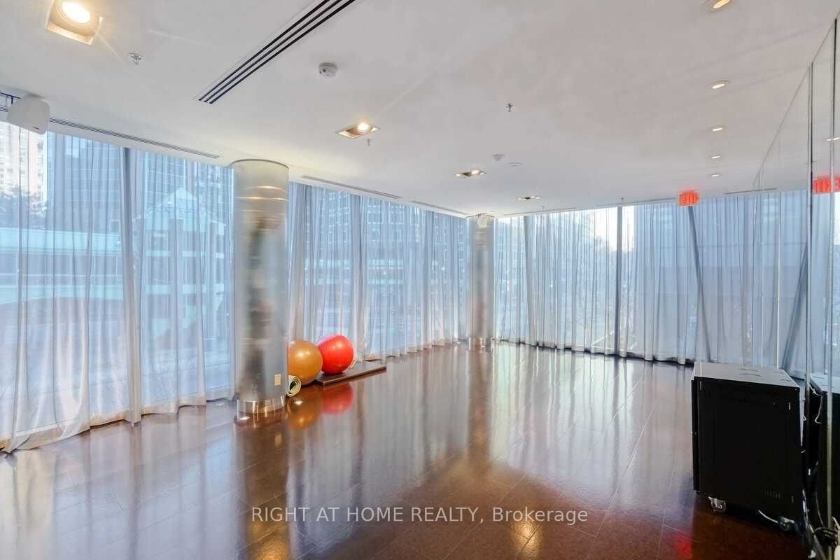 28 Ted Rogers Way, unit 708 for rent - image #11