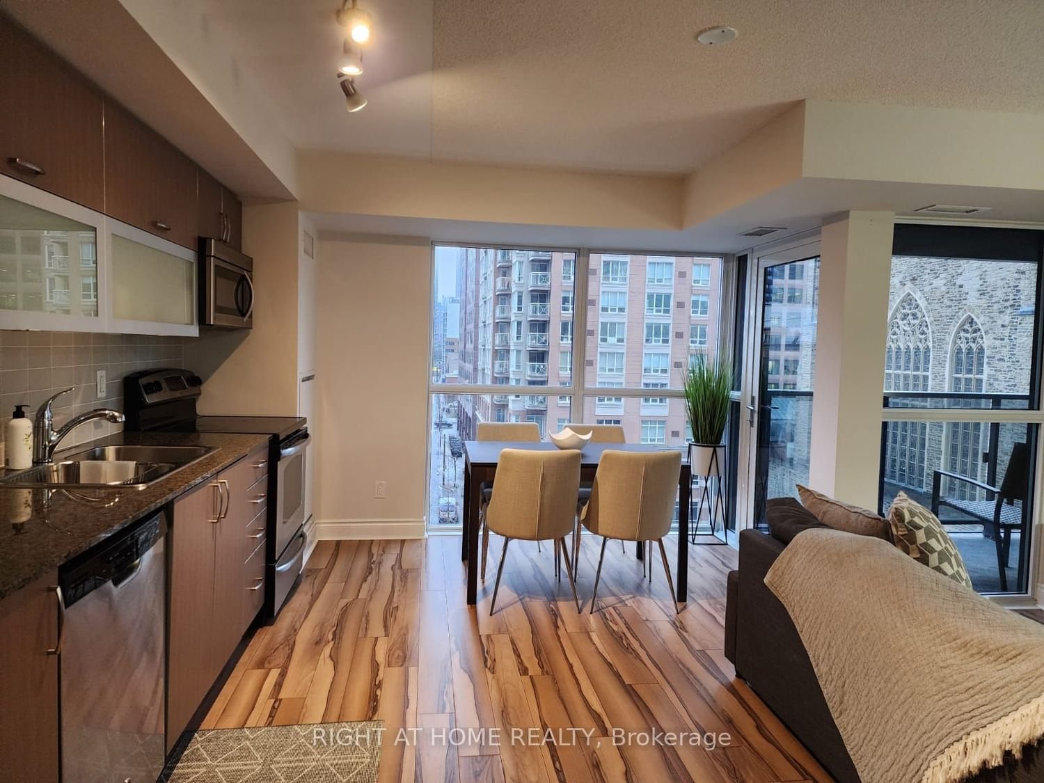 28 Ted Rogers Way, unit 708 for rent - image #21