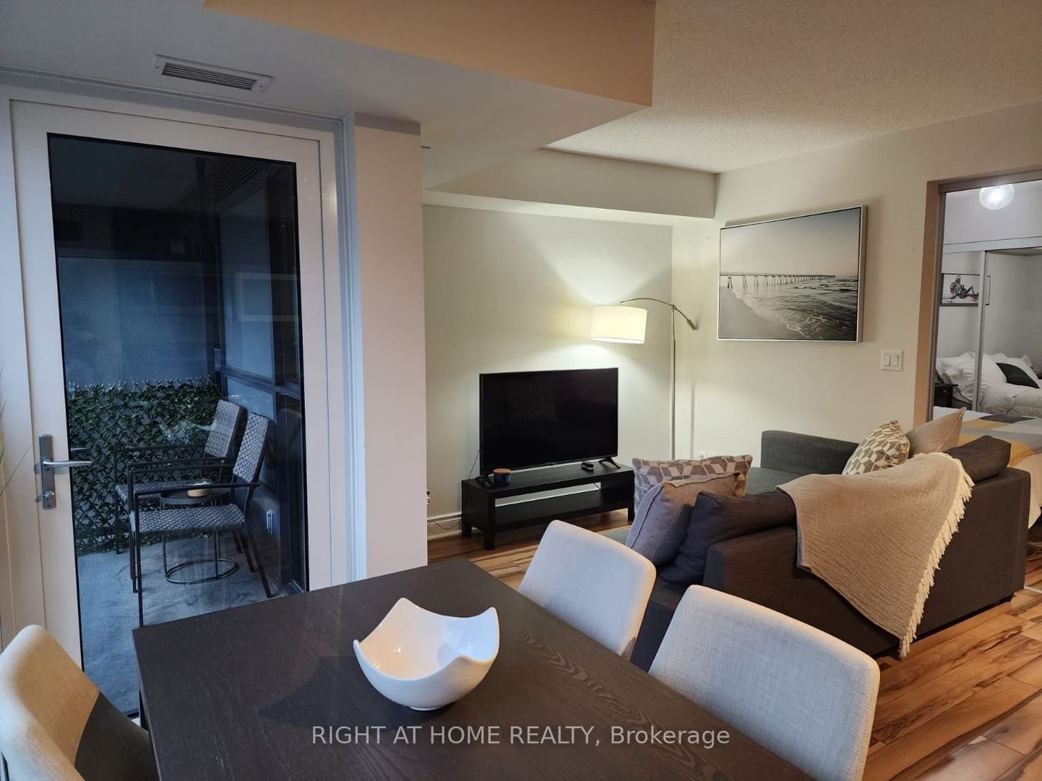 28 Ted Rogers Way, unit 708 for rent - image #23