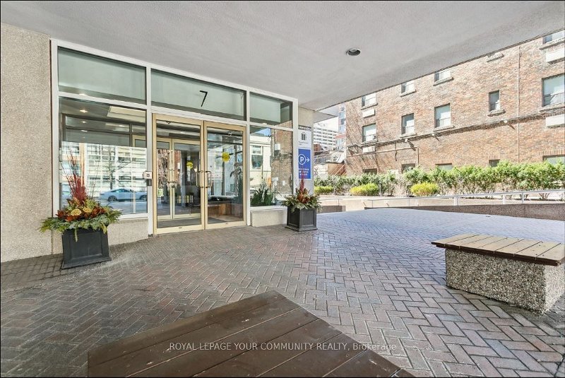7 Broadway Ave, unit 605 for sale - image #1