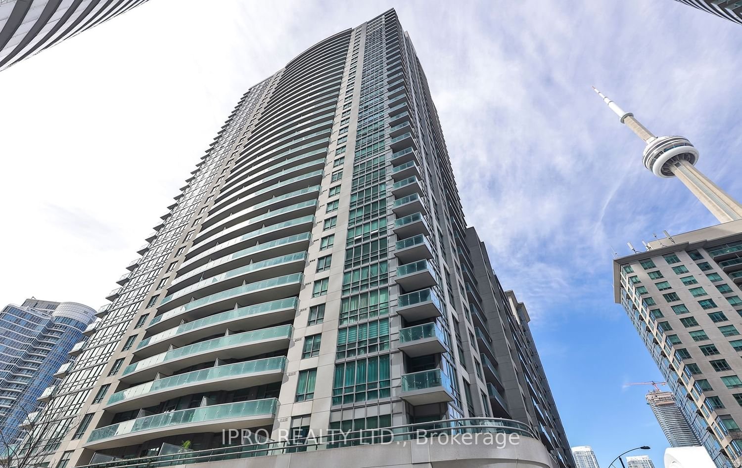 19 Grand Trunk Cres, unit 211 for sale - image #31