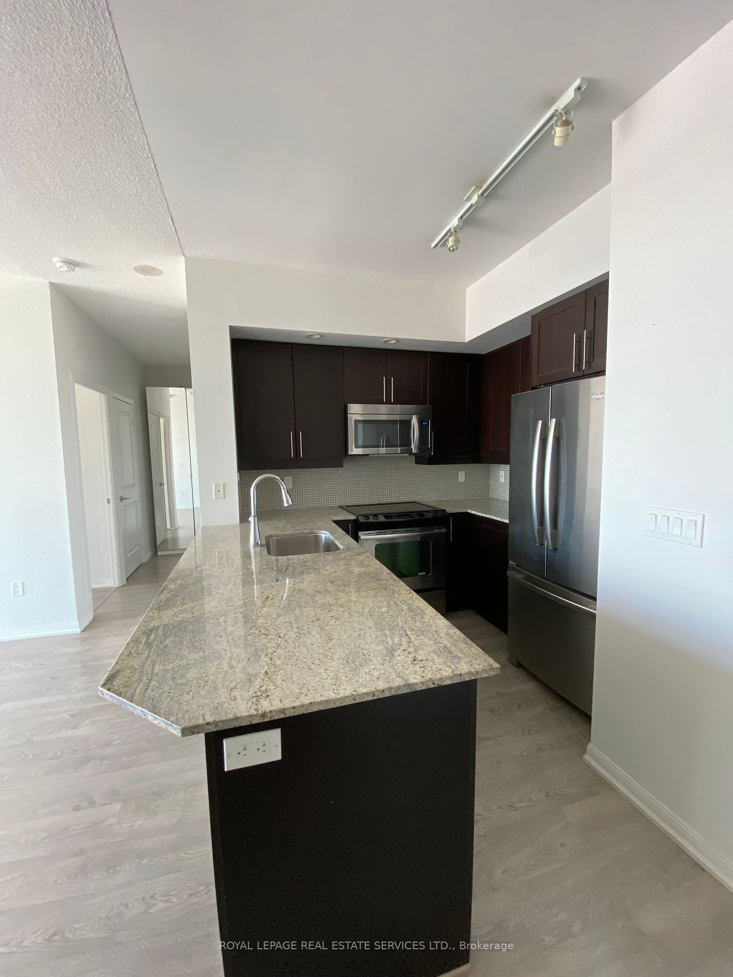 85 East Liberty St, unit 2201 for rent - image #5