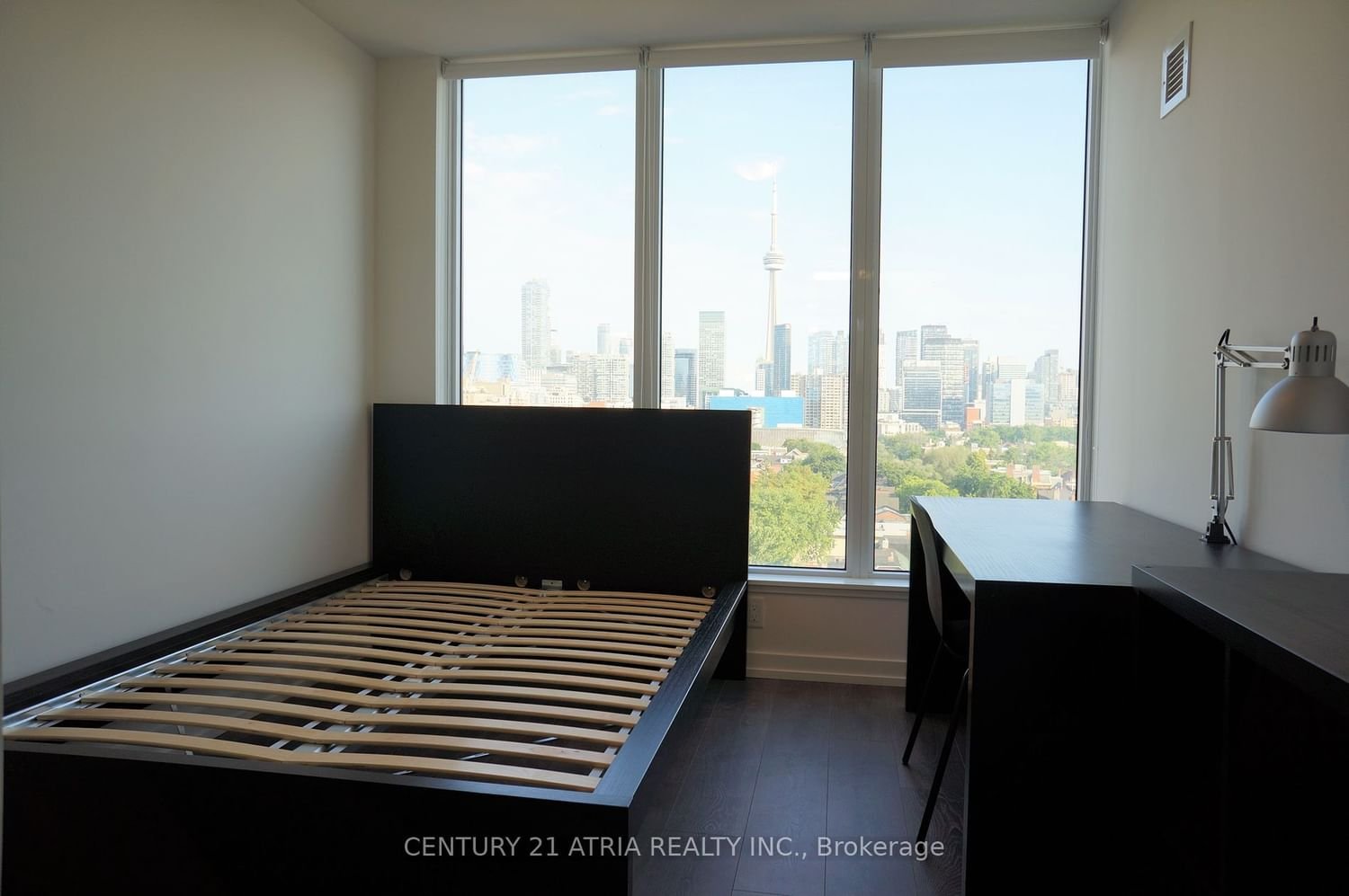 203 College St, unit 909 for rent - image #14