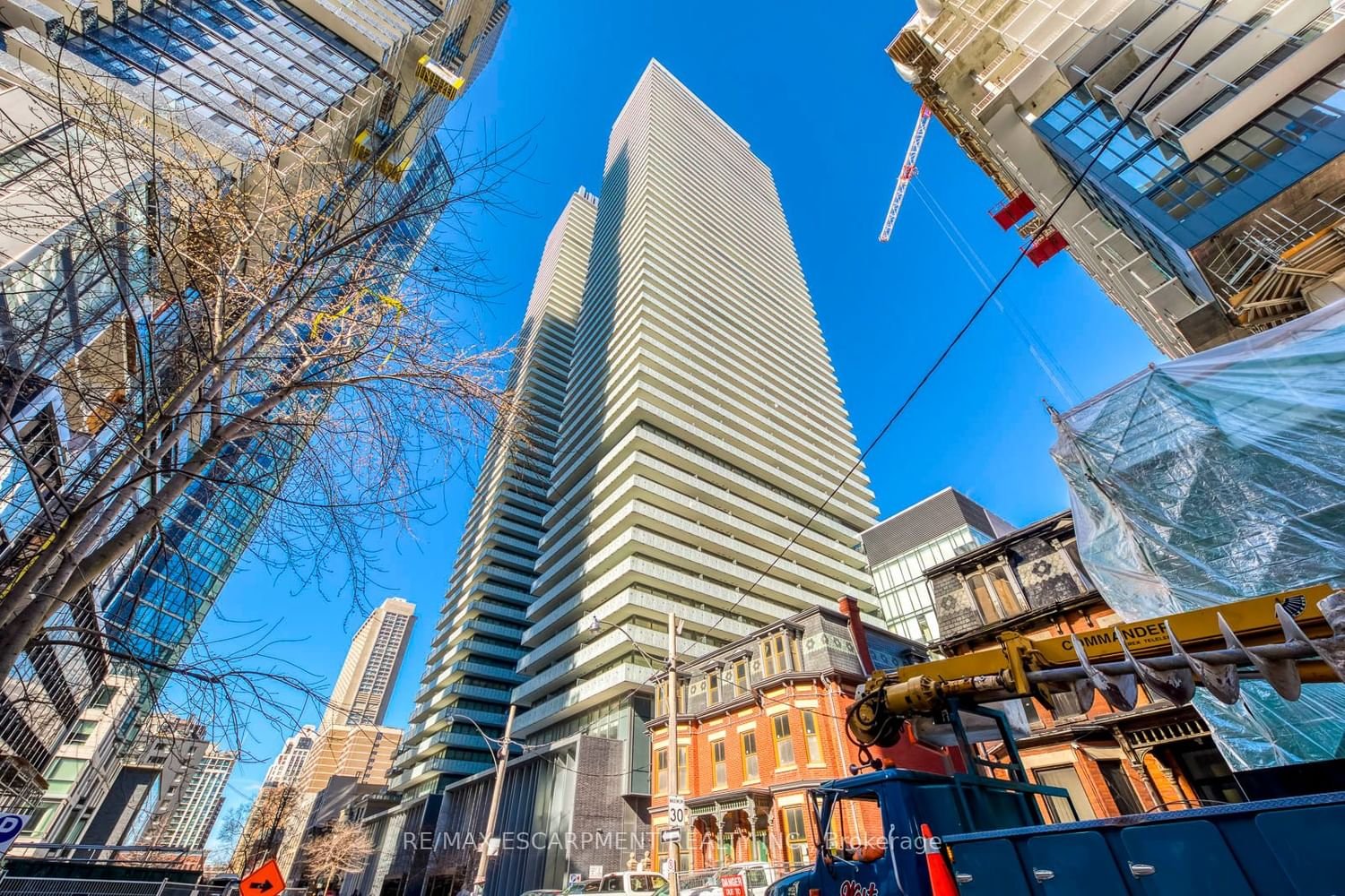 50 Charles St, unit 4008 for rent - image #2