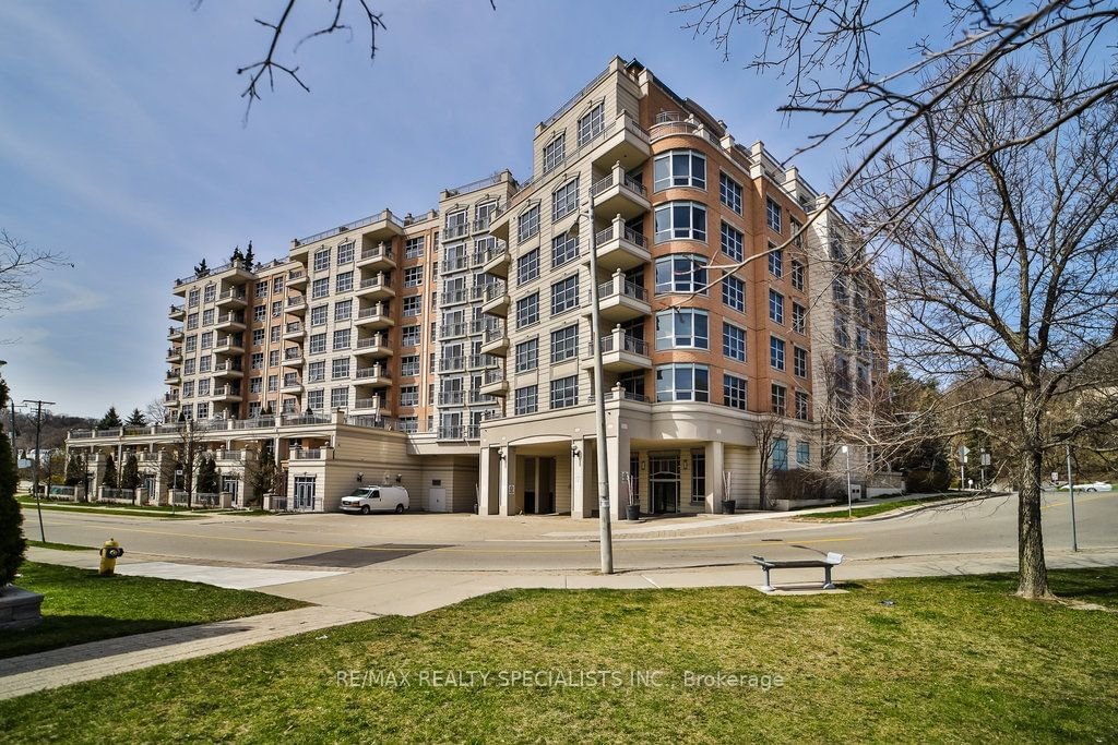 10 Old York Mills Rd, unit Th2 for sale - image #2