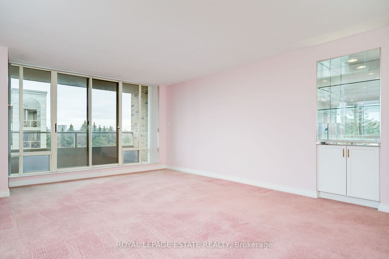 215 The Donway W, unit 514 for sale - image #4