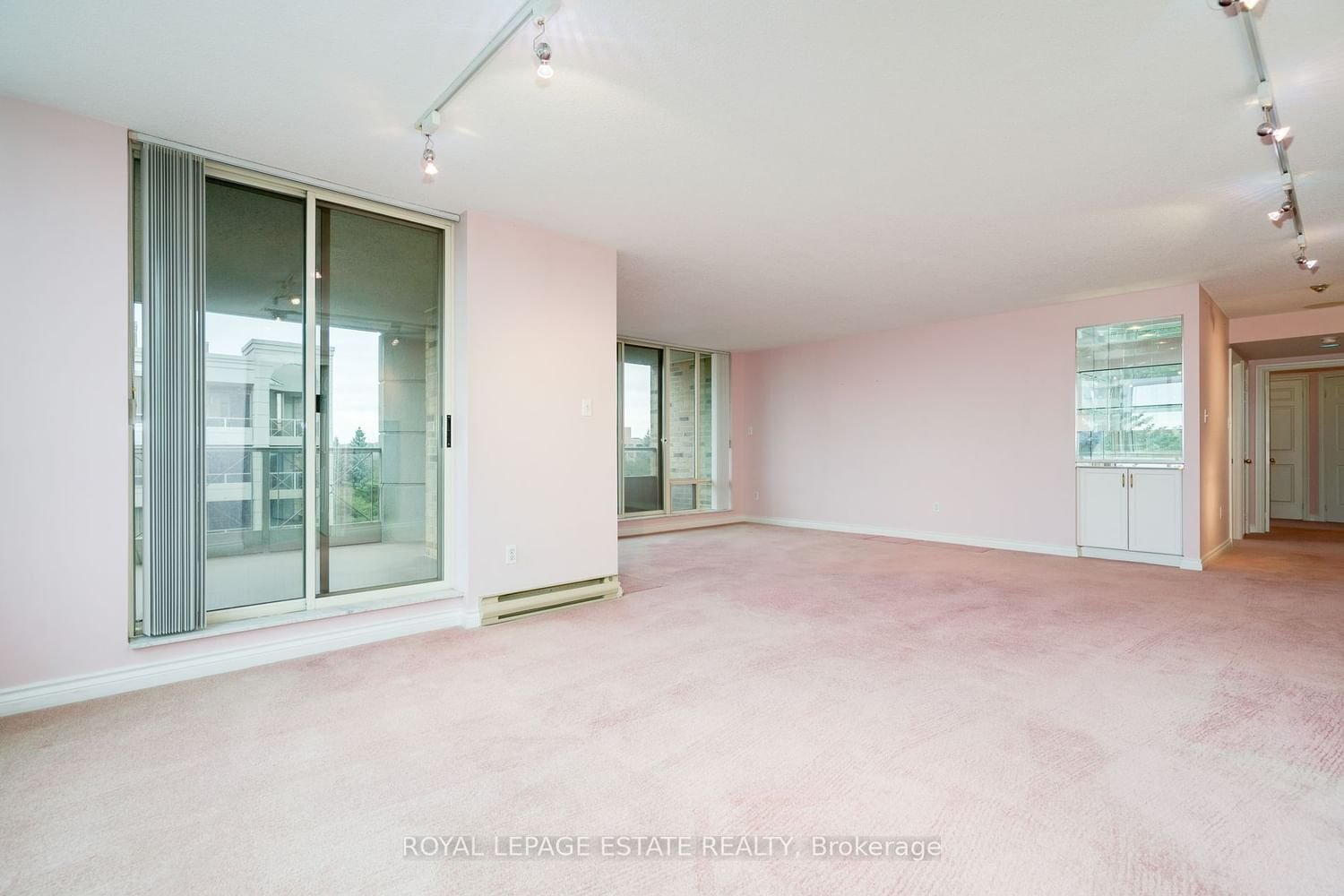 215 The Donway W, unit 514 for sale - image #6