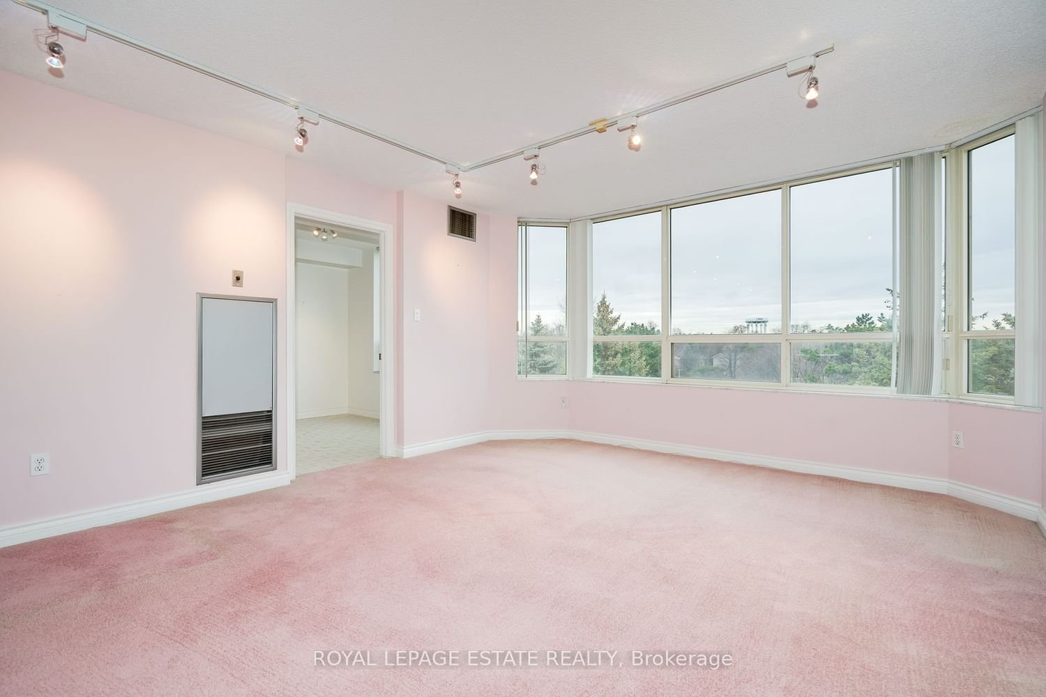 215 The Donway W, unit 514 for sale - image #8