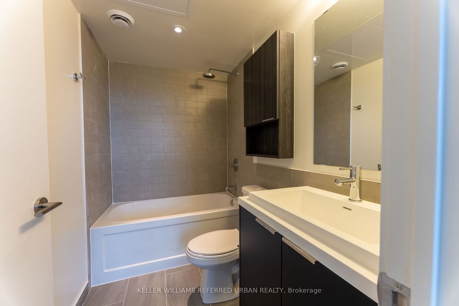 6 Sonic Way, unit N1305 for rent - image #9