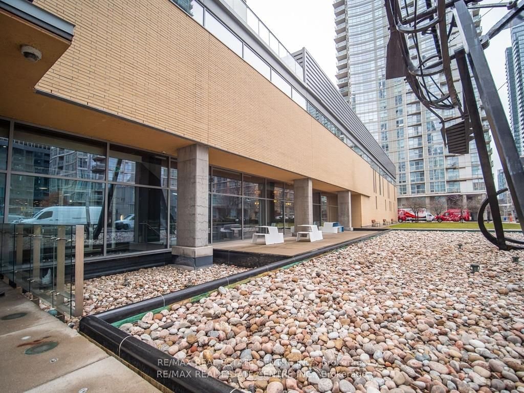 3 Navy Wharf Crt, unit 603 for rent - image #24