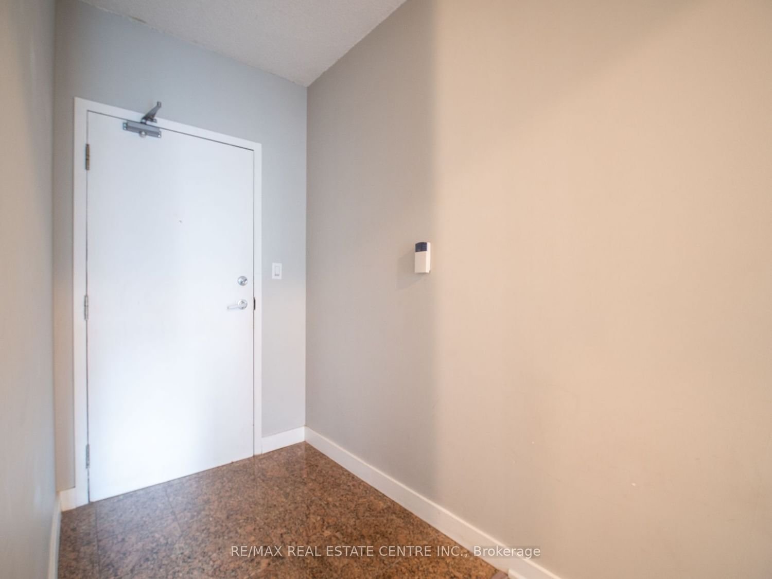 3 Navy Wharf Crt, unit 603 for rent - image #3