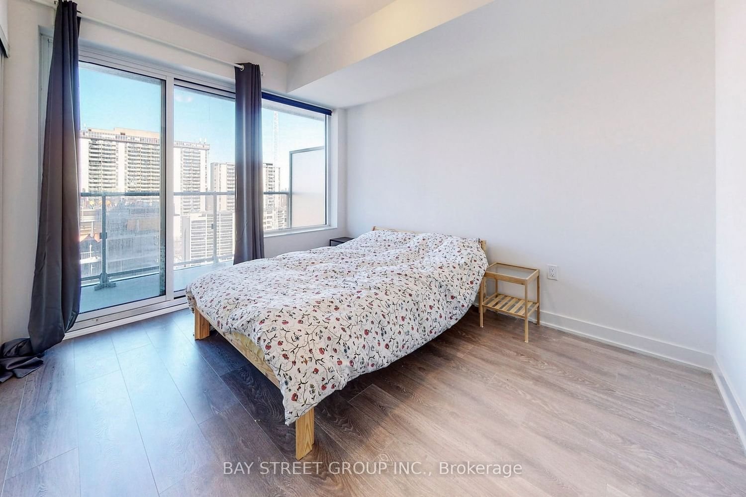 99 Broadway Ave, unit 1610 for rent - image #16