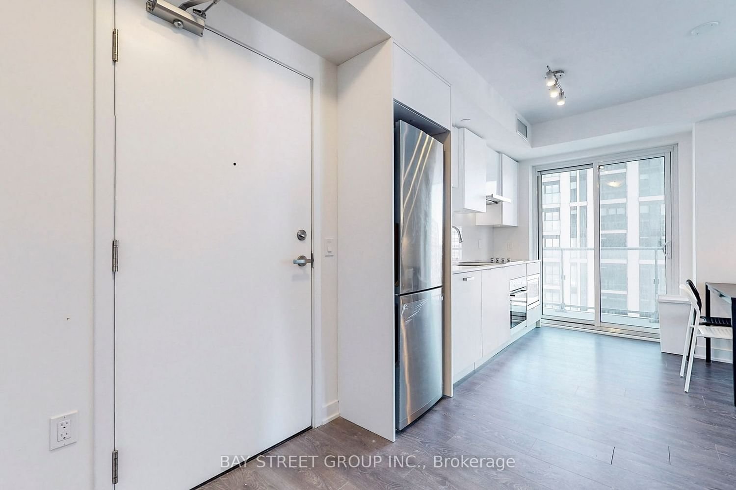99 Broadway Ave, unit 1610 for rent - image #28