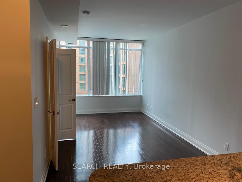 1 Bedford Rd E, unit 426 for rent - image #1