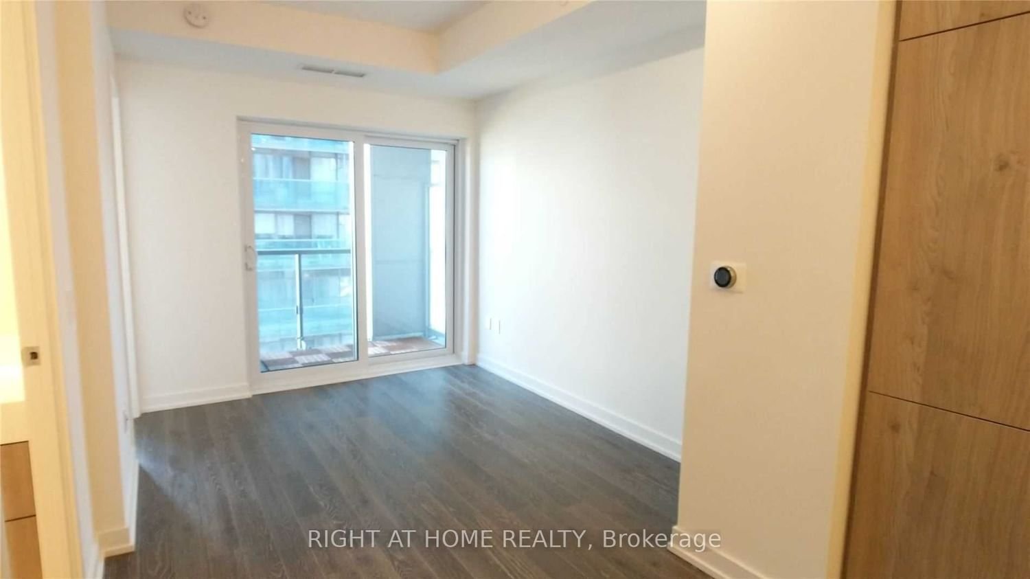 1 Yorkville Ave, unit 706 for rent - image #6