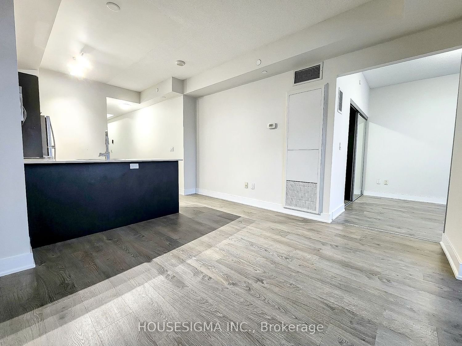 88 Sheppard Ave E, unit 1403 for rent - image #15