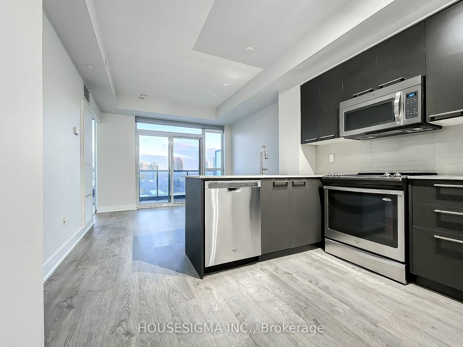 88 Sheppard Ave E, unit 1403 for rent - image #3