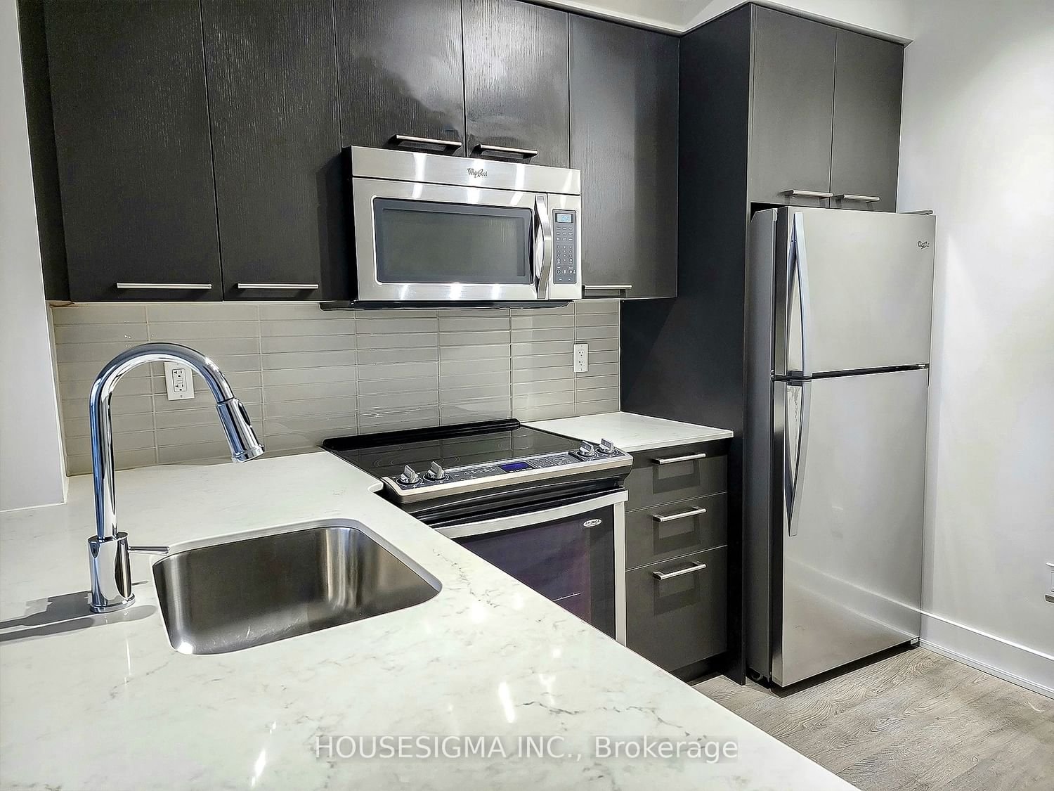 88 Sheppard Ave E, unit 1403 for rent - image #7