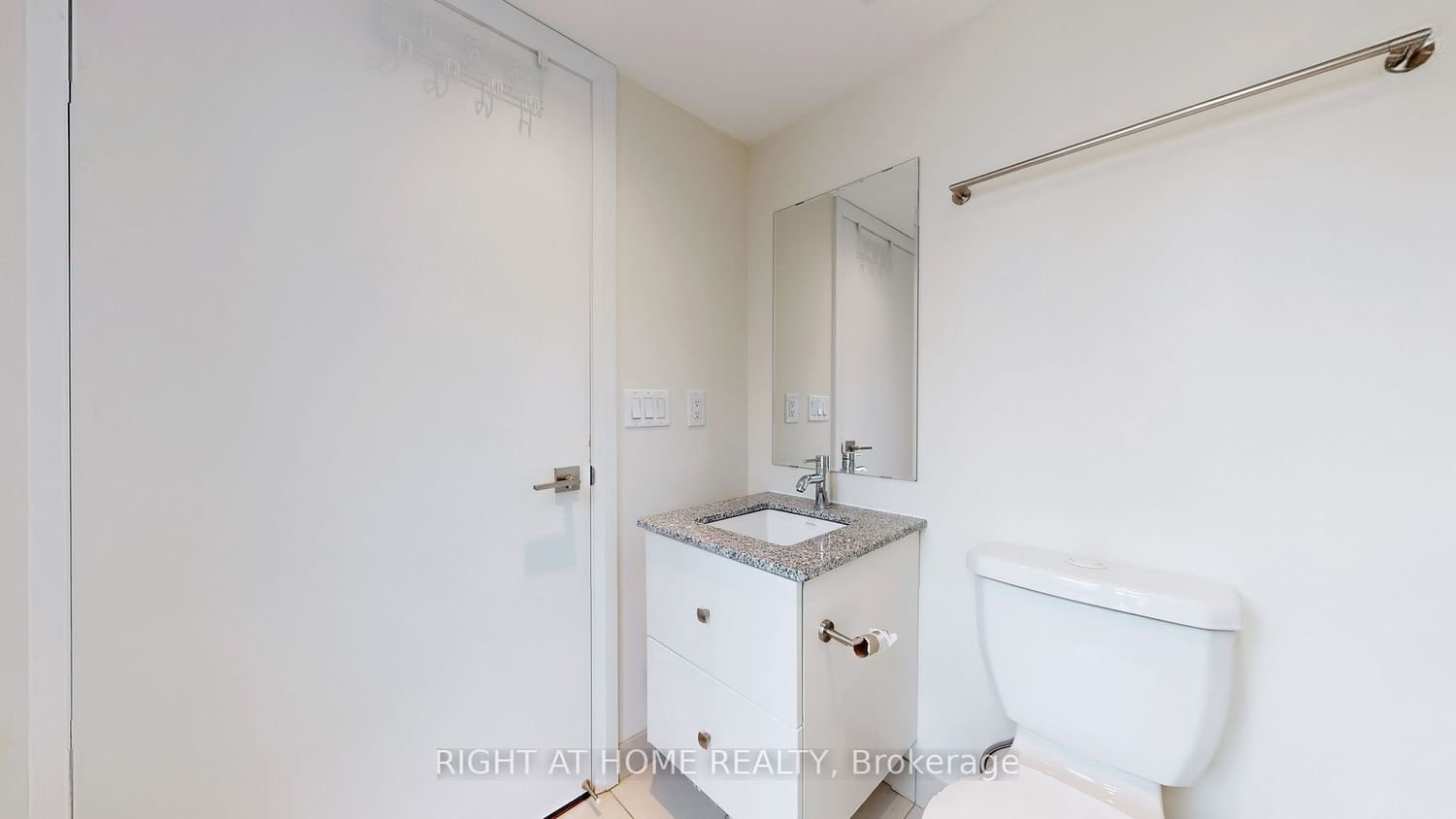 565 Wilson Ave, unit W402 for rent - image #23