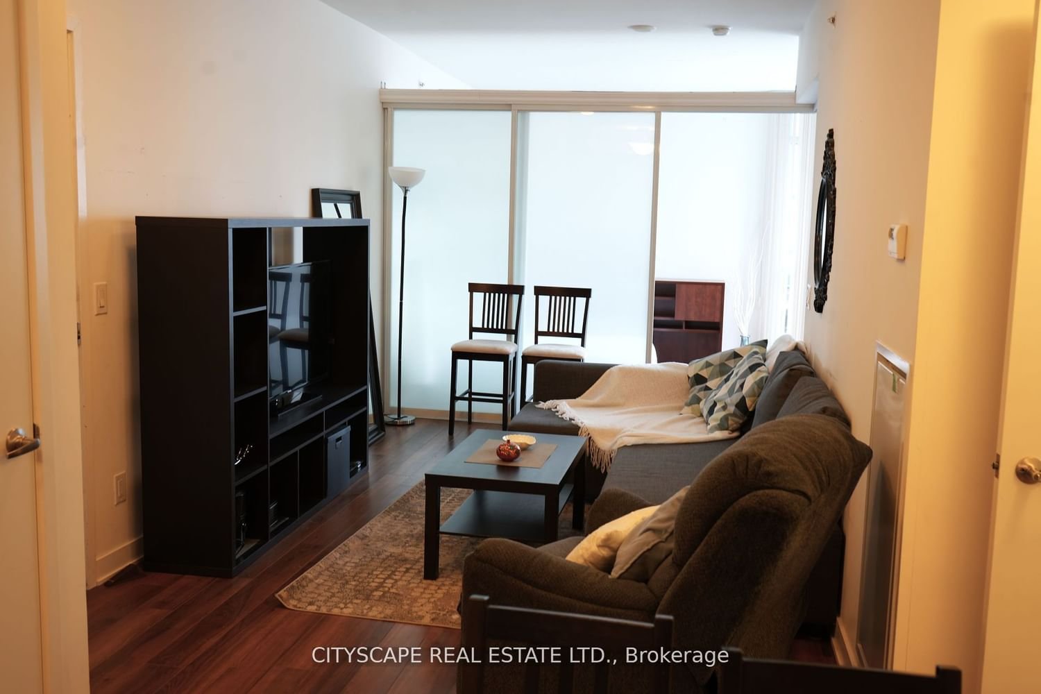 210 Simcoe St, unit #1501 for rent - image #6