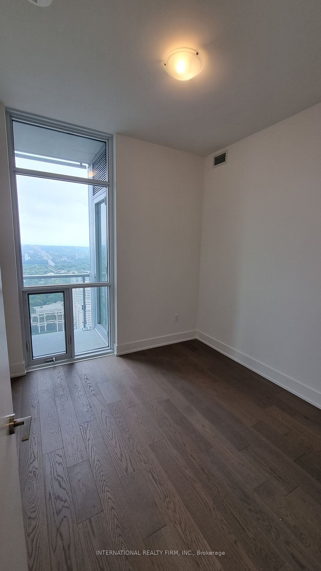 1 Yorkville Ave, unit 5409 for rent - image #9