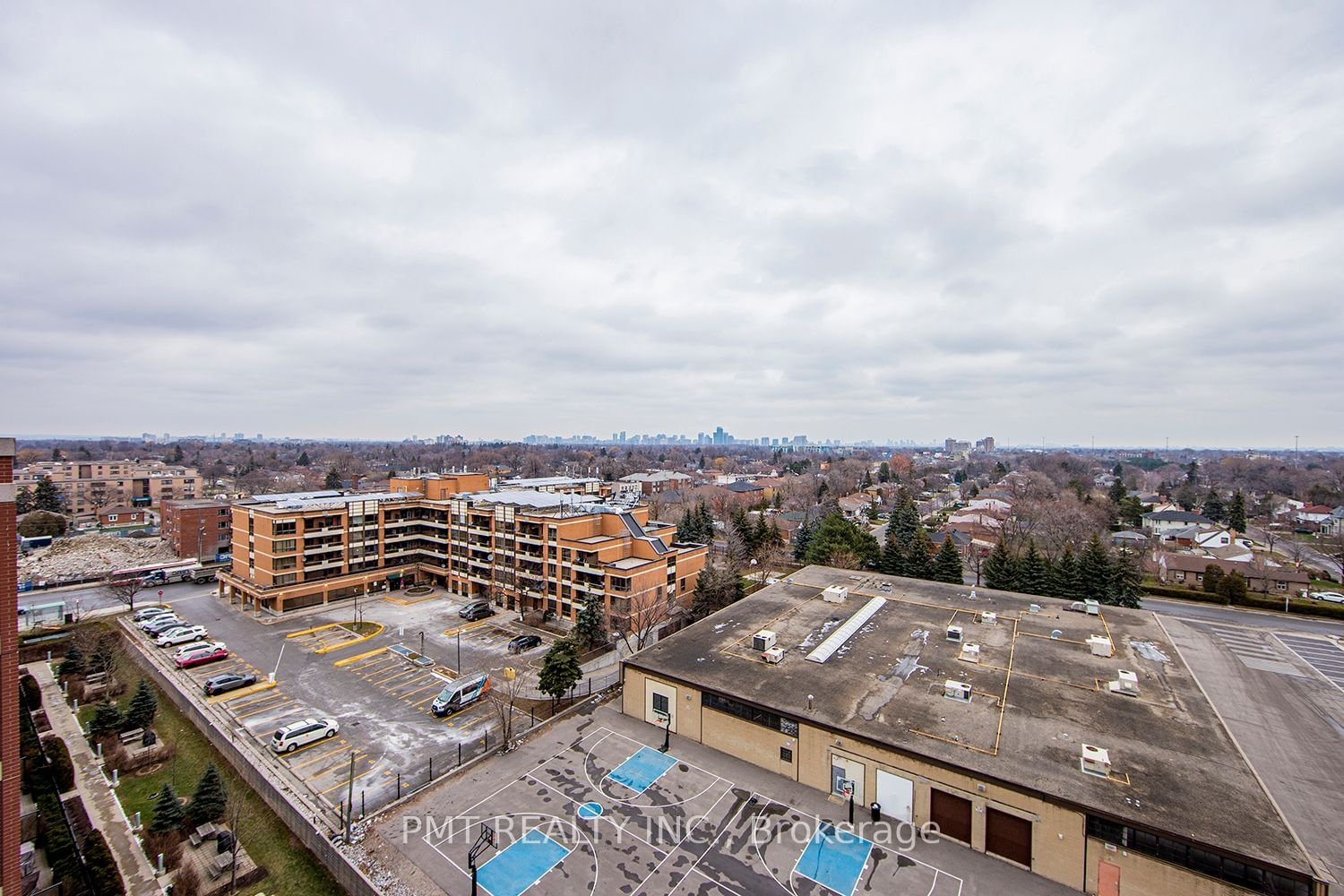 31 Tippett Rd, unit 902 for sale - image #21