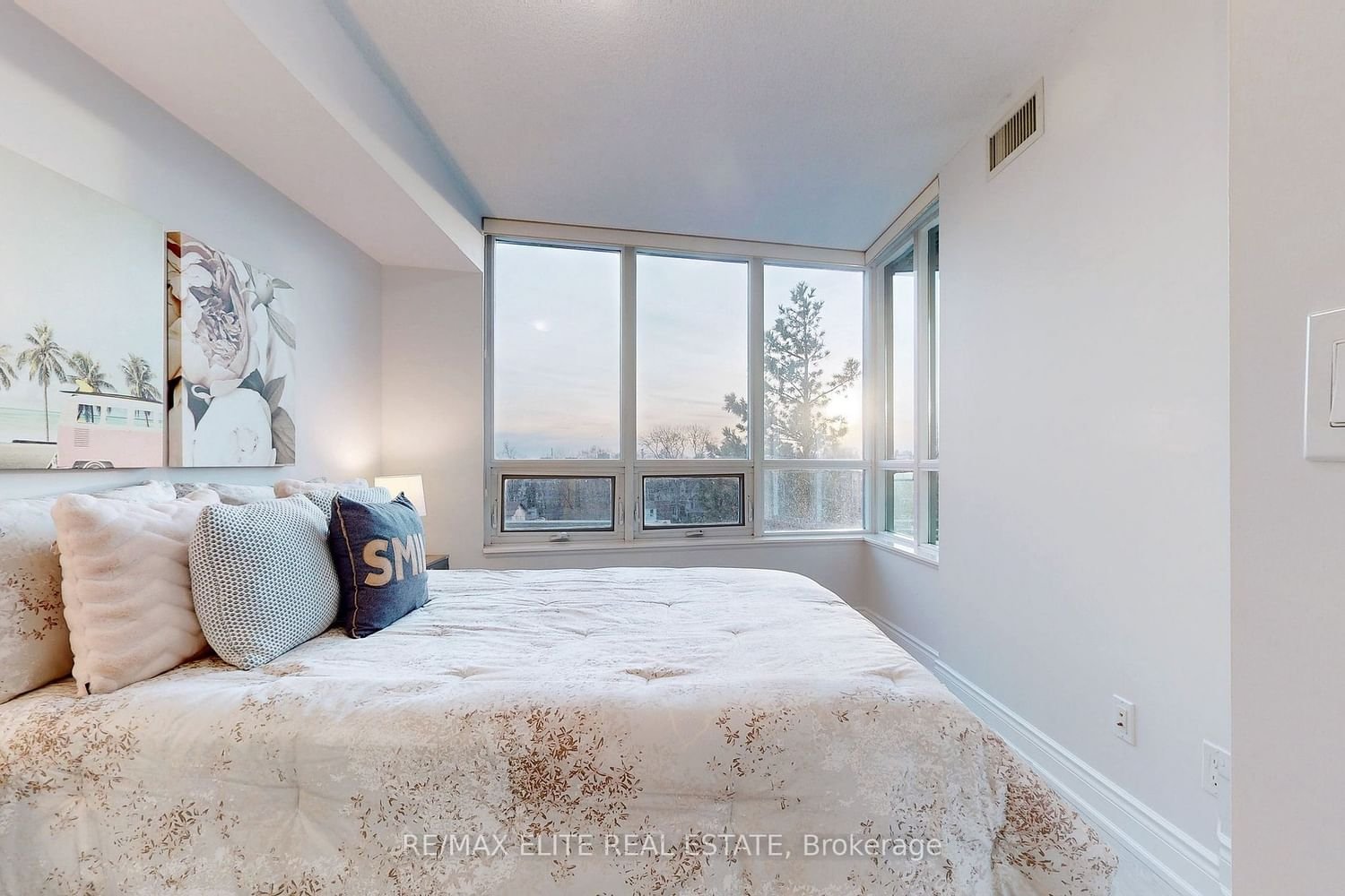 15 Greenview Ave, unit 407 for sale - image #26