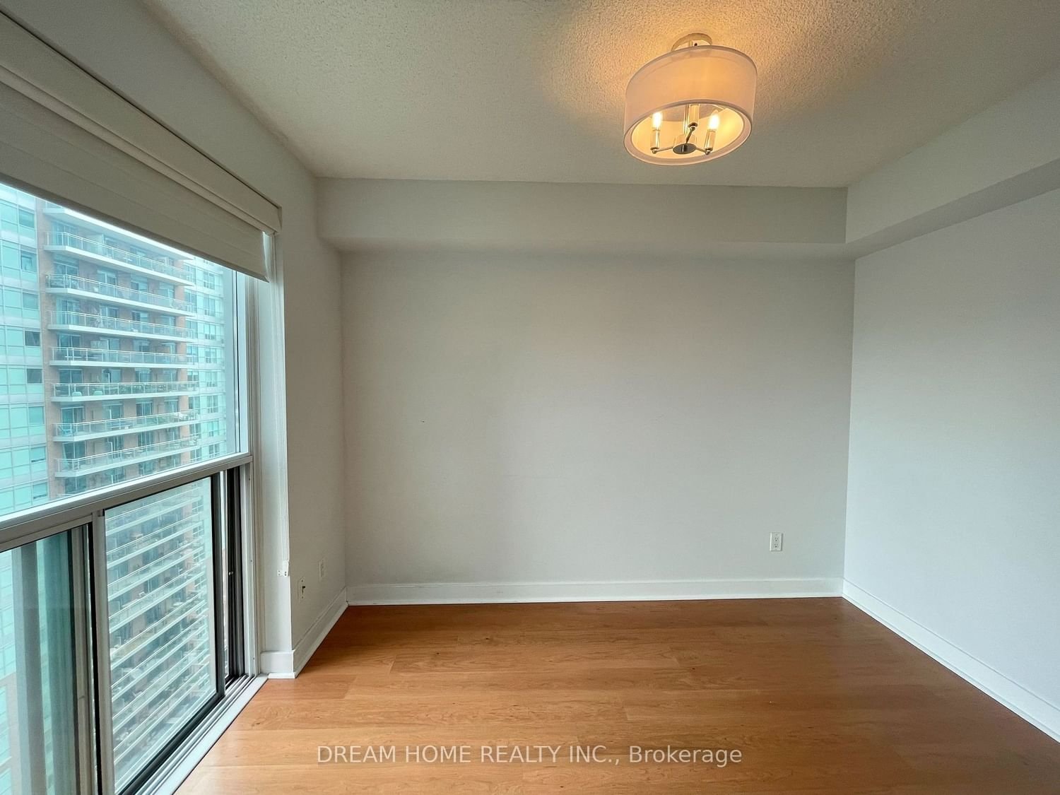 100 Western Battery Rd, unit 1812 for rent - image #5