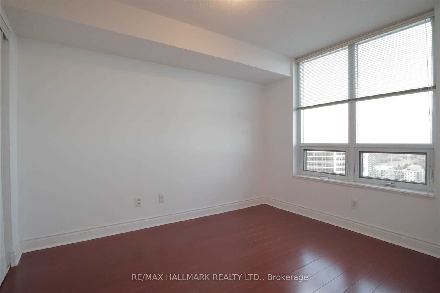15 Greenview Ave, unit 2814 for rent - image #12