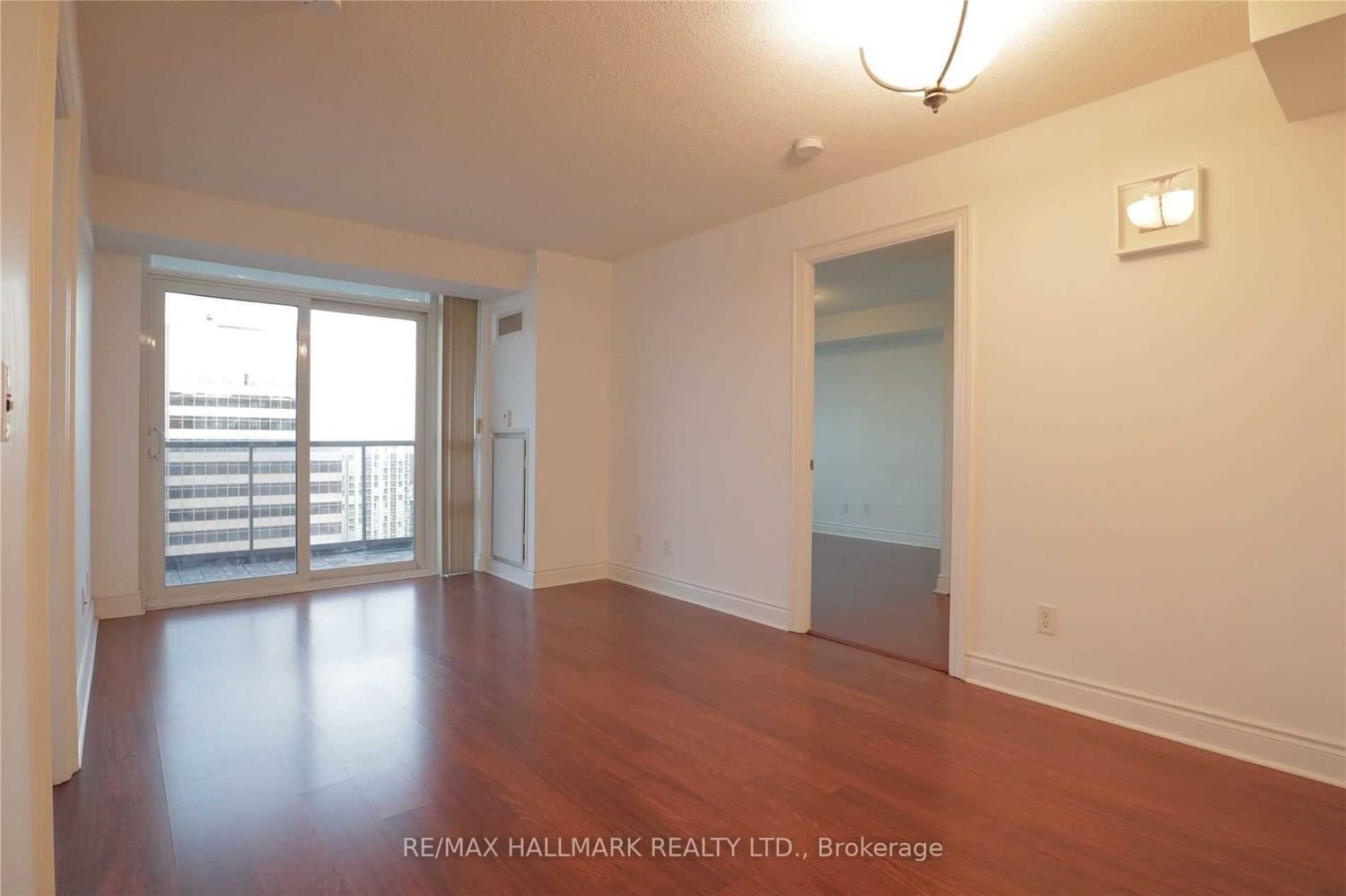 15 Greenview Ave, unit 2814 for rent - image #5