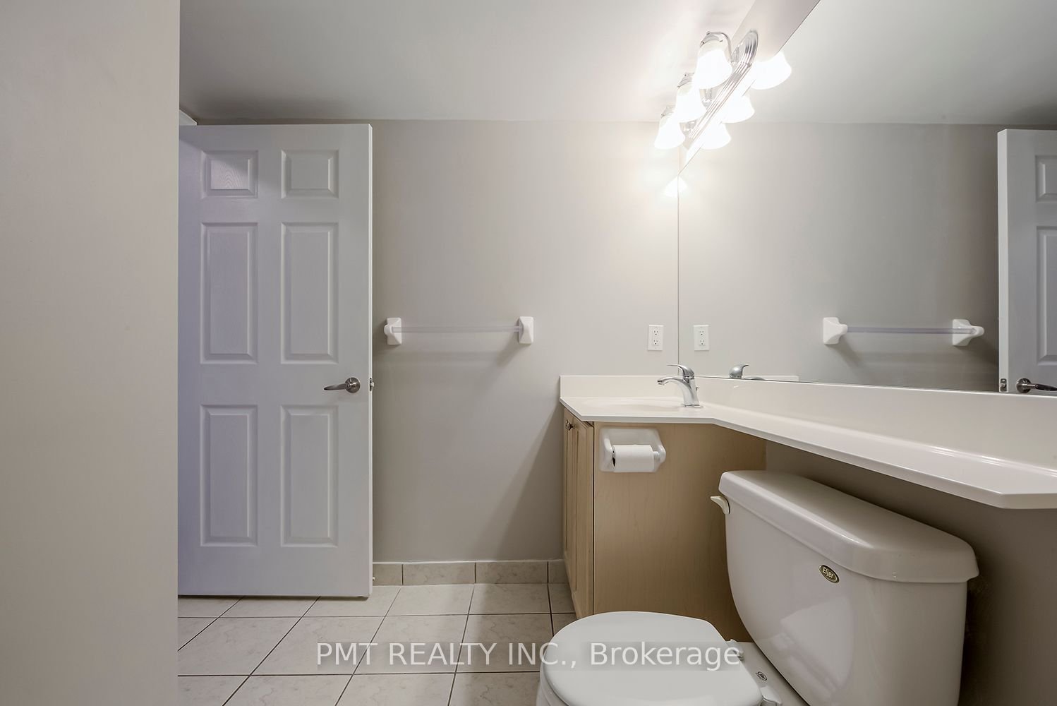 15 Greenview Ave, unit 2607 for rent - image #24