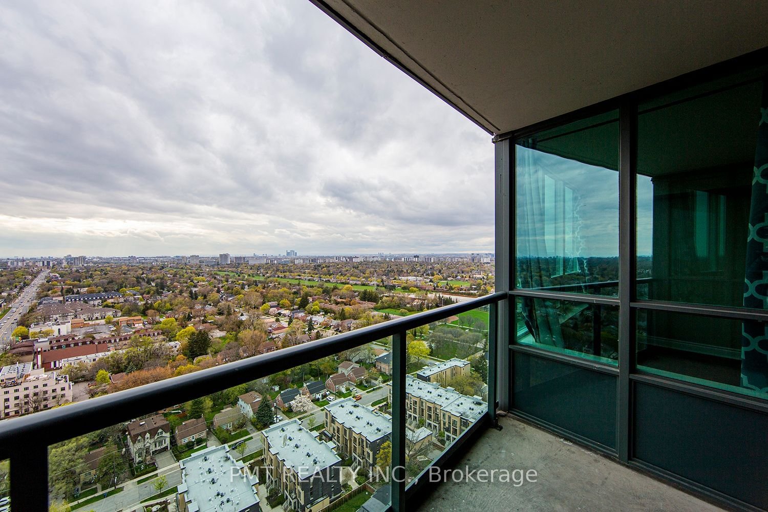 15 Greenview Ave, unit 2607 for rent - image #29