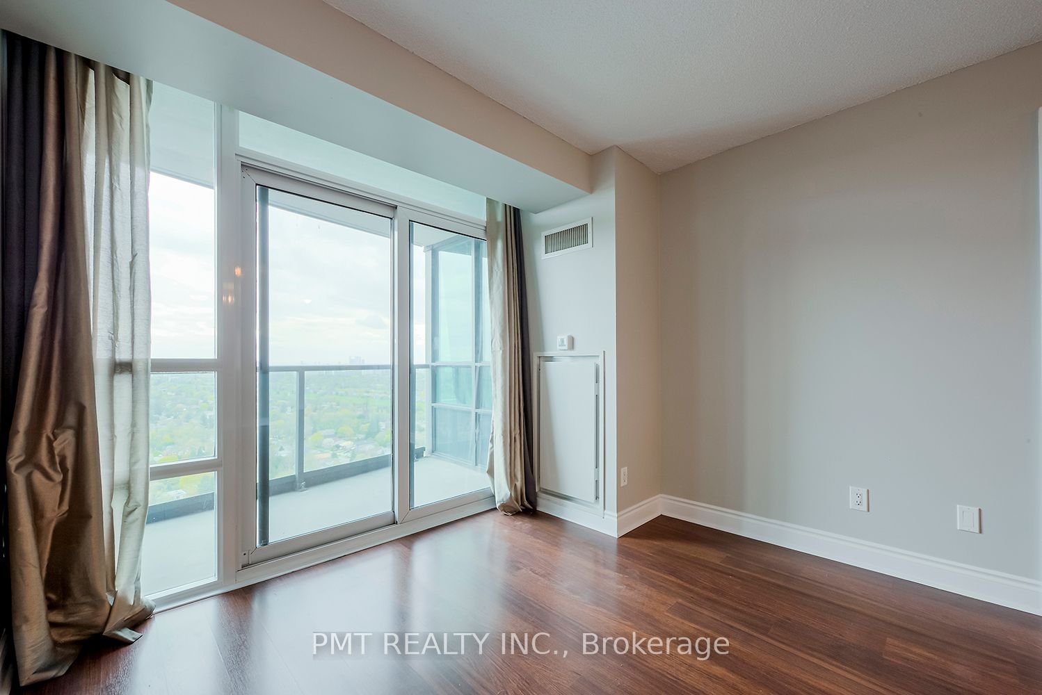 15 Greenview Ave, unit 2607 for rent - image #9