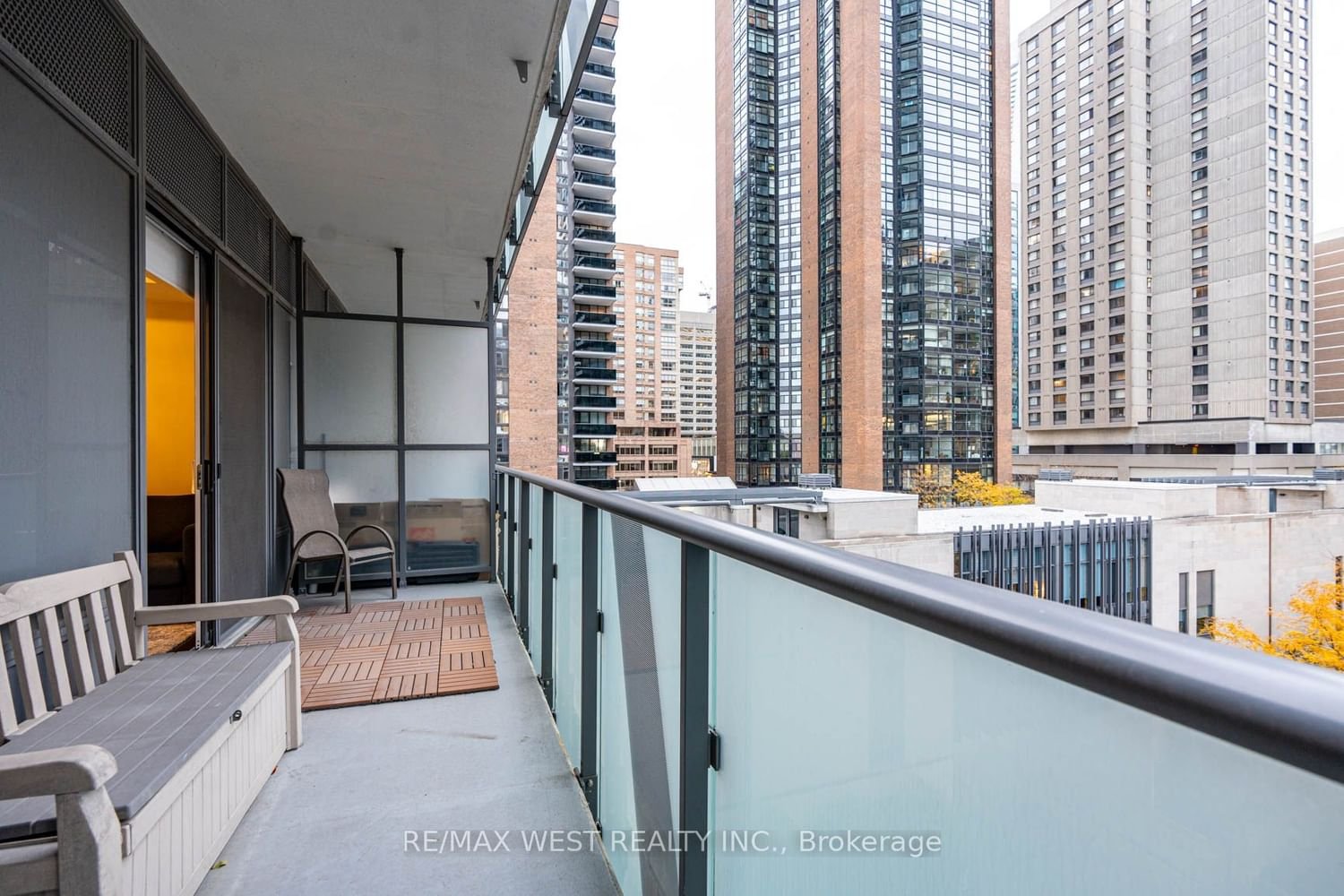 65 St. Mary St, unit 411 for rent - image #18