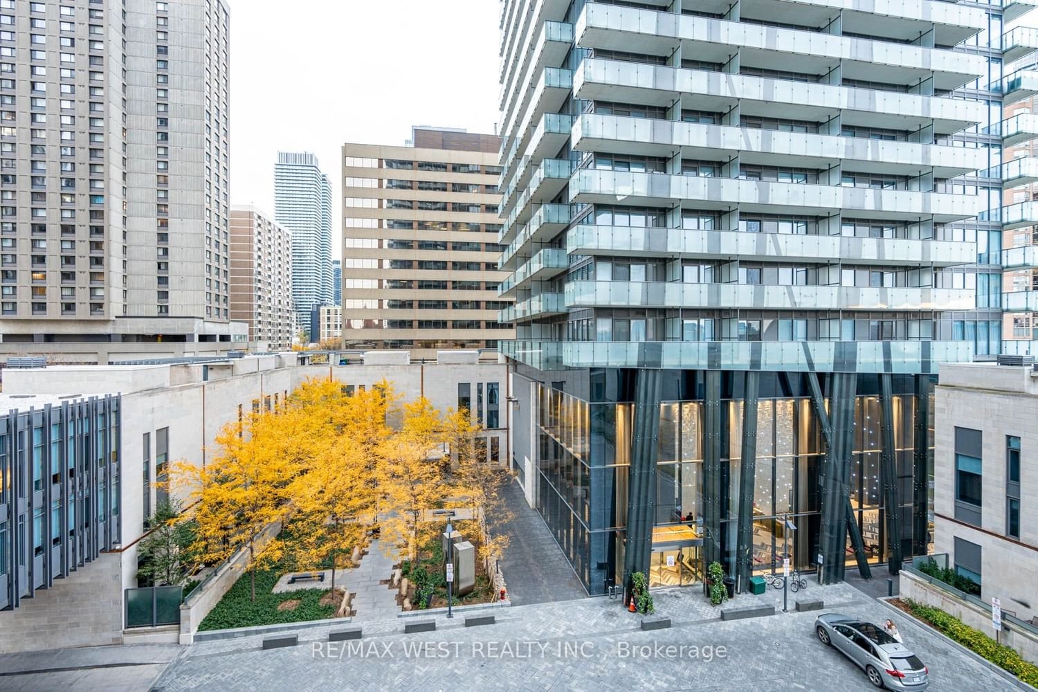 65 St. Mary St, unit 411 for rent - image #19