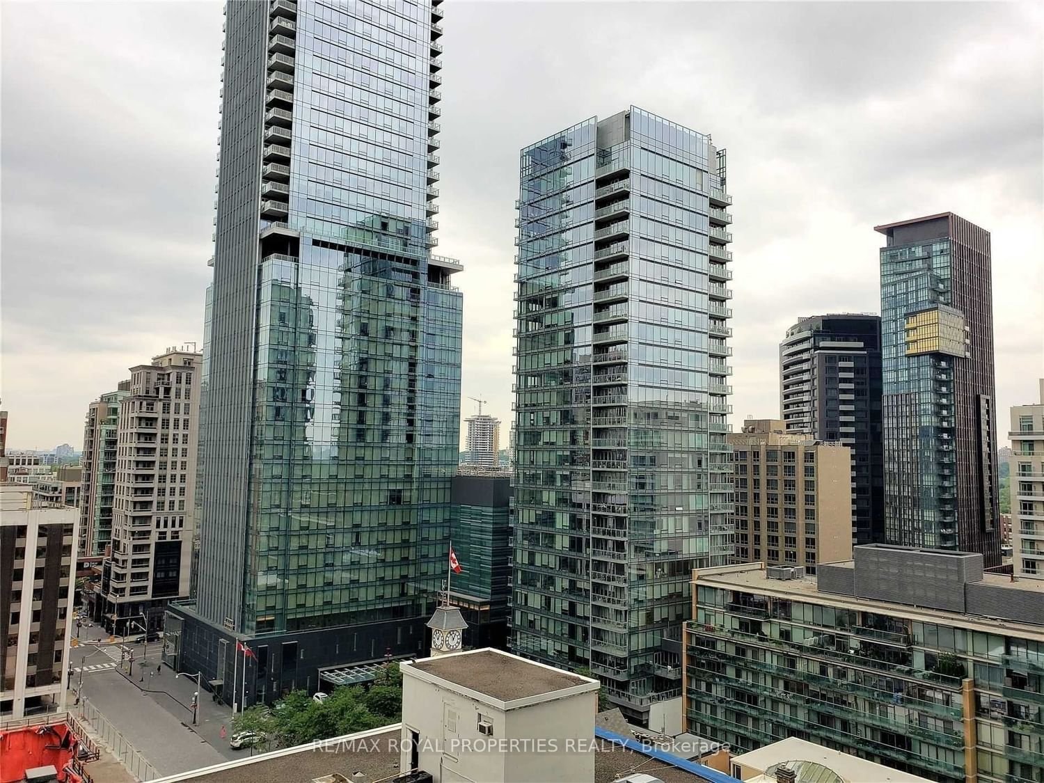 1 Yorkville Ave, unit 1102 for rent - image #13