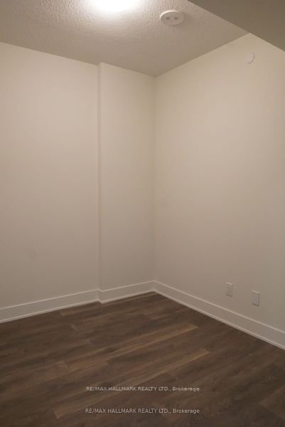 188 Fairview Mall Dr, unit 619 for rent - image #5