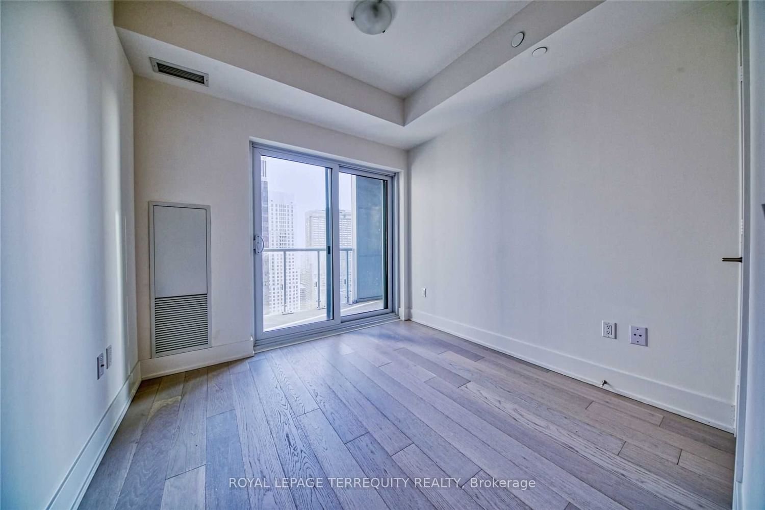 1 Yorkville Ave, unit 3501 for sale - image #17