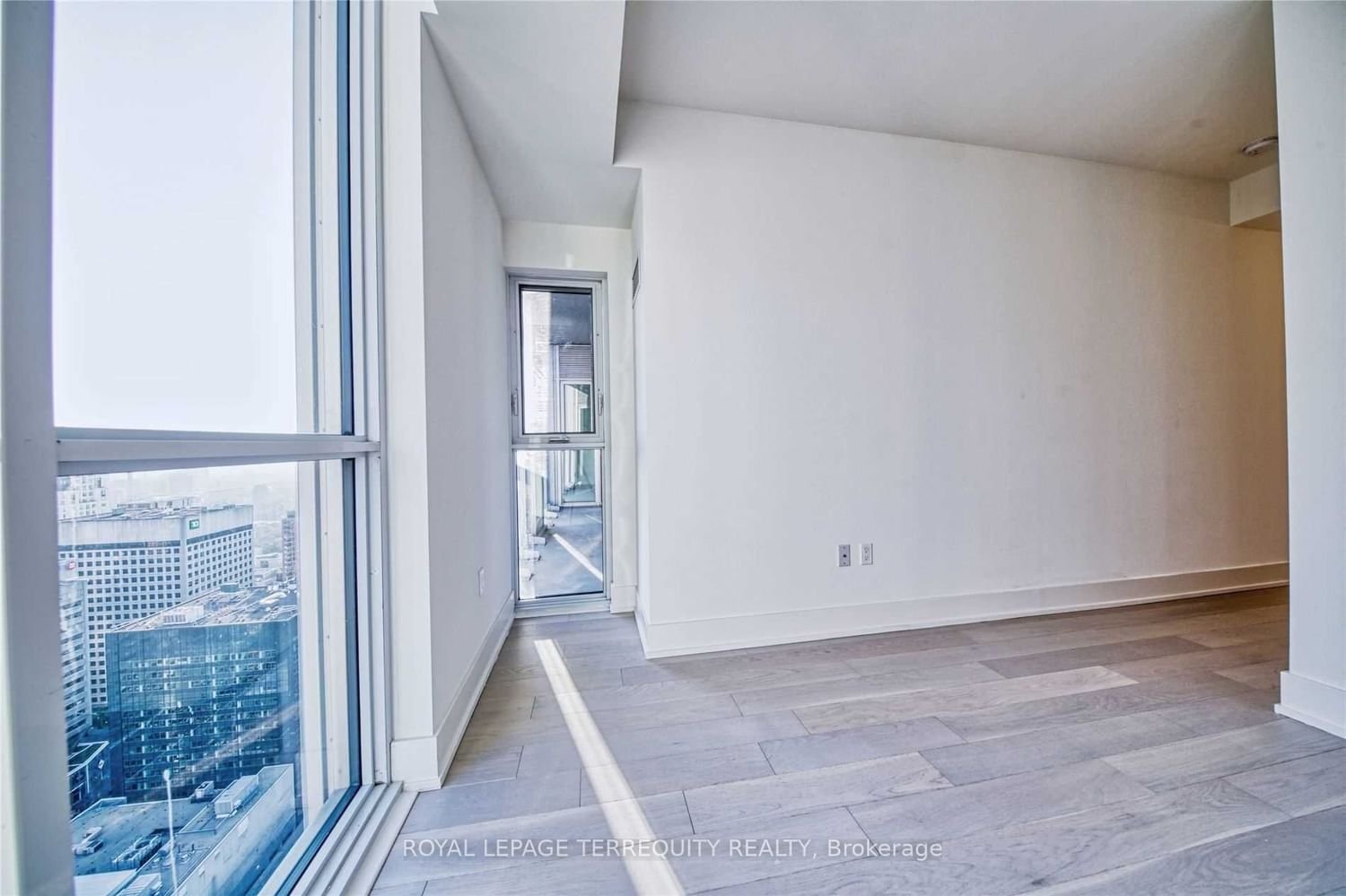 1 Yorkville Ave, unit 3501 for sale - image #23