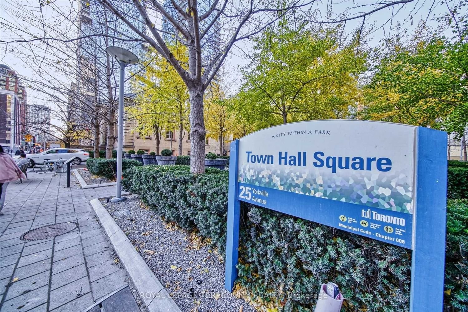 1 Yorkville Ave, unit 3501 for sale - image #25